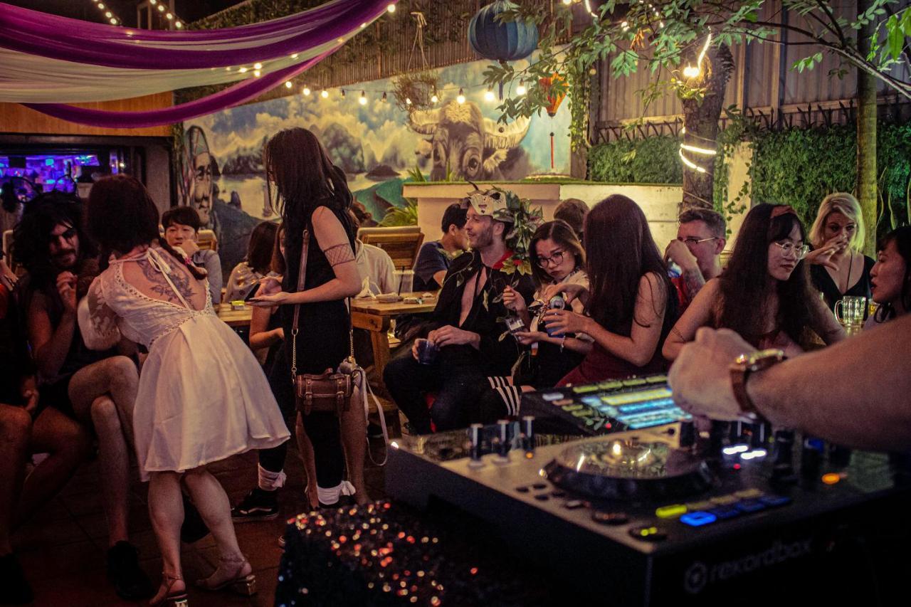 7Fridays West Lake Hostel Tay Ho Екстер'єр фото